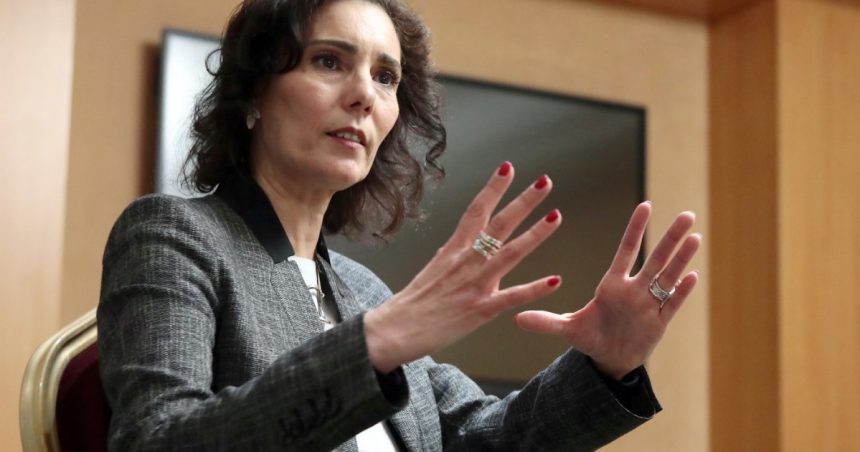 Comisar European: Dezinformarea se răspândește ca un virus în timpul pandemiei; cei care nu recunosc știrile false le propagă mai departe. 1 comisar european dezinformarea se raspandeste ca un virus in timpul pandemiei cei care nu vad fake news ul il dau mai departe 6787ee77af2d1