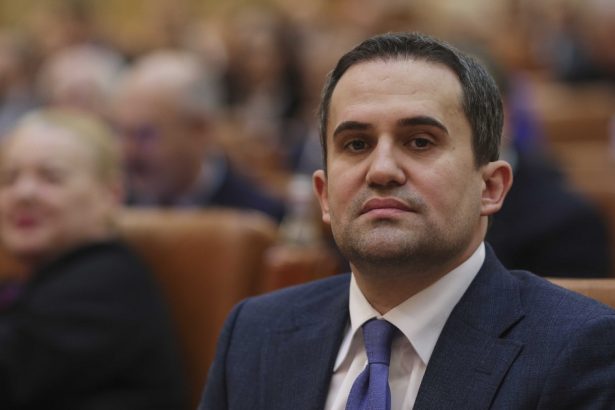 concedieri anuntate la camera deputatilor serban din 1600 de angajati ar urma sa plece cel putin 200 679143faaf884