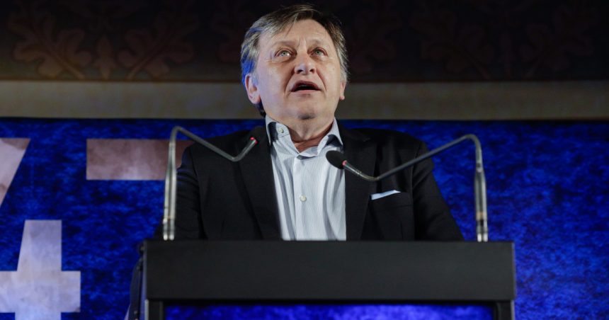 crin antonescu ce l a impiedicat pe iohannis sa spuna la bruxelles ca majoritatea suntem crestini 6790b9ae99a62