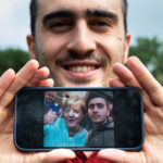 cum i a schimbat viata un selfie cu angela merkel unui refugiat sirian in germania ce spune despre afd si caderea regimului assad 67798e201c985