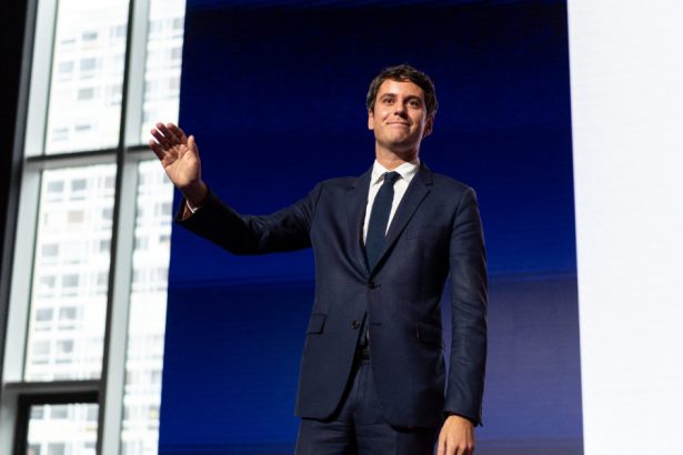 cum incearca partidul lui macron sa se reinventeze inainte de alegerile prezidentiale din 2027 6786337246cf7