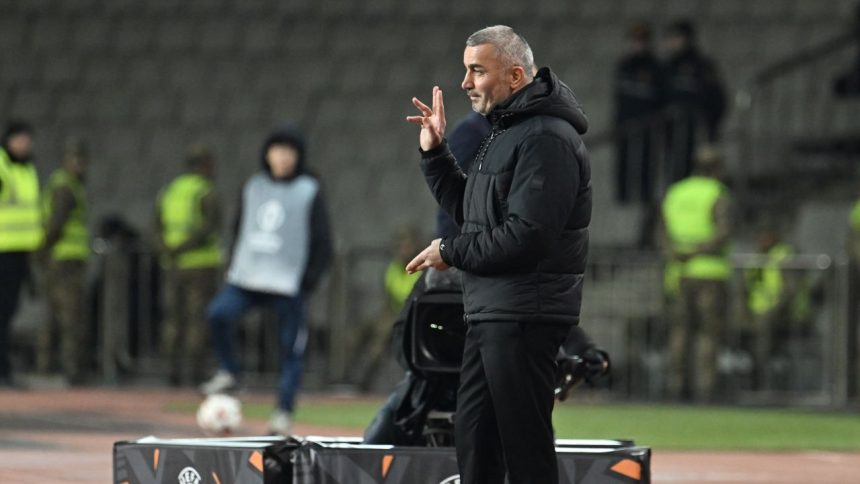 cum o descrieti pe fcsb acum antrenorul lui qarabag replica pentru charalambous eu nu accept asta 6792aeedcddda