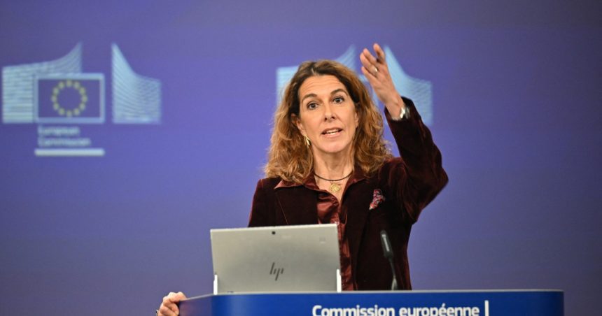 cum raspunde ce la criticile ca a ascuns amploarea bolii ursulei von der leyen poate comisia sa fie condusa dintr un spital 67857d0f35a4e