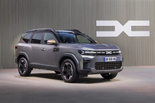 dacia deschide comenzile pentru bigster si anunta lista de preturi pentru toate versiunile 677f76a5b415a