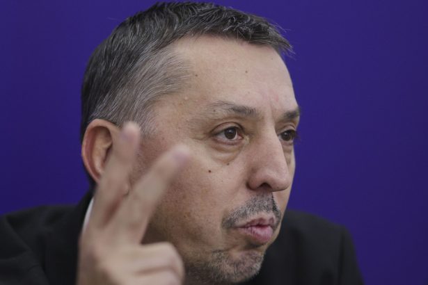 daniel david vad o zona de concentrare foarte mare a puterii toata lumea vrea sa vorbeasca cu ministrul pentru orice 6792bd9ca0748