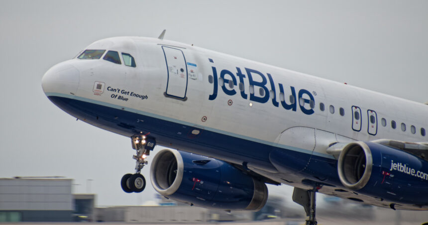 doua cadavre au fost descoperite in trenul de aterizare al unui avion jetblue care zbura din new york 677d8c835e656
