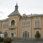 doua familii vecine s au judecat opt ani pentru o parte de locuinta dupa dezmembrarea acesteia insa in cele din urma au renuntat la proces 67942e736cb49