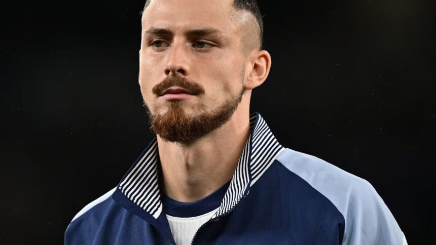 dragusin sub presiune la tottenham mutarea care l ar putea trece pe banca ceruta tot mai insistent daca nici acum atunci cand 677d06c0bd3c8