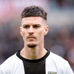 e gata ce se intampla cu transferul lui dennis man la fiorentina 679bb4c9de5a2