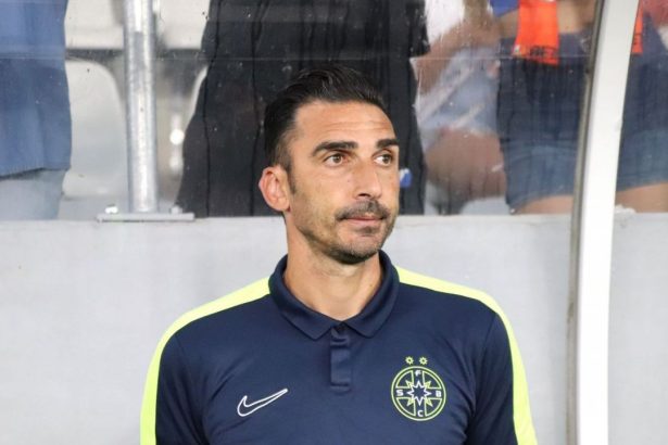 elias charalambous declaratie in forta inainte de fcsb manchester united 679a4aae373e5
