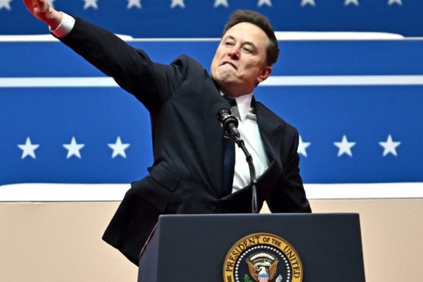 elon musk furios pe wikipedia le cere oamenilor sa nu mai finanteze enciclopedia online pana cand echilibrul va fi restabilit 67913a85adcde
