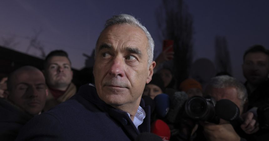 Crin Antonescu, despre afirmațiile lui Călin Georgescu privind primirea rapoartelor de la servicii: „Asta era schema de comunicare a lui Vadim” 1 exclusiv crin antonescu despre afirmatiile lui calin georgescu ca primeste rapoarte de la servicii asta era schema de comunicare a lui vadim 6798786e15fe3