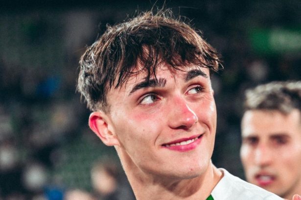 exclusiv printul albert cine este fotbalistul roman de 16 ani care a debutat in segunda si lupta pentru promovarea directa in la liga o coincidenta e 6798abb869c94