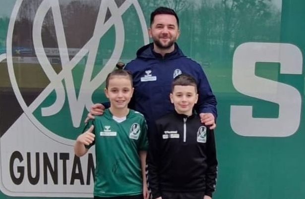 exclusiv romanul din austria care castiga mereu cu red bull salzburg antrenorul lor mi a spus ca sunt singurul pe care inca nu l a batut 678e0ac095a7c