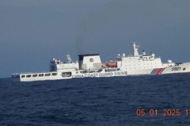 filipine confrunta nava monstru a chinei care patruleaza apele disputate din marea chinei de sud 677e078e45b0e