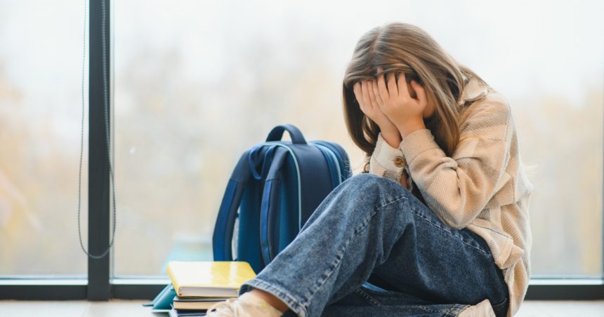 Fobia școlară, un fenomen tot mai răspândit: „Părintele suspectează copilul de chiulangă, dar este o suferință reală” 1 fobia scolara un fenomen tot mai raspandit parintele suspecteaza copilul de chiulangita cronica dar e o suferinta reala 6795c64756b7b