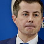 fostul secretar al transporturilor ii cere lui trump sa nu mai minta dupa ce acesta a dat vina pe democrati pentru accidentul de avion 679be60d9075d