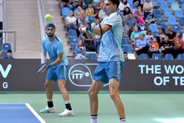 foto cati bani a castigat victor cornea dupa eliminarea in turul doi la australian open 678a161c67997