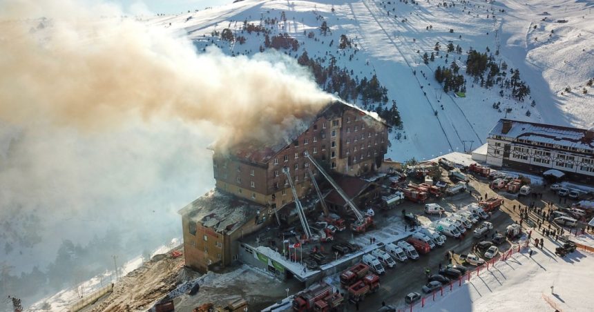 Ce a provocat incendiul dezastruos de la hotelul din Turcia, unde cel puțin 76 de oameni au murit 1 foto ce a provocat incendiul dezastruos de la hotelul din turcia unde cel putin 76 de oameni au murit 67910ce5e643f