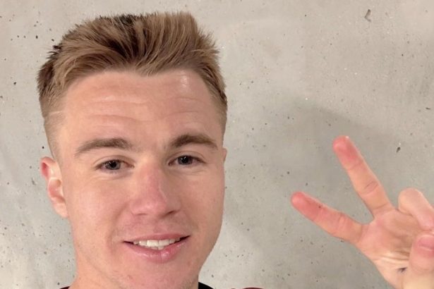 foto claudiu petrila si a facut un selfie dupa rapid poli iasi prima dubla din cariera 678f6df05e915