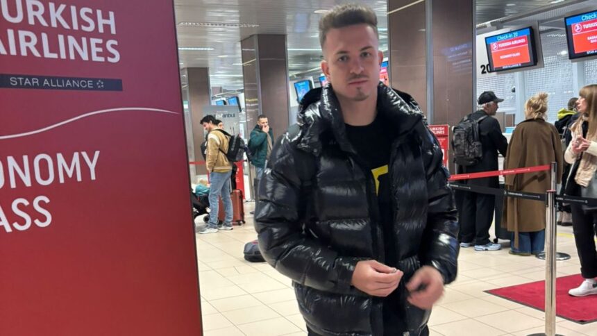 foto exclusiv cum a fost surprins alexandru pop noul jucator al lui dinamo dupa ce cainii rosii au plecat spre antalya 6778e4adb5d42