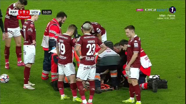 foto giulestiul a amutit a fost scos cu targa din rapid craiova si inlocuit de urgenta 67952edf3467e