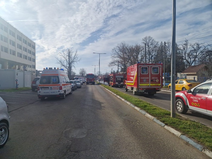 Incendiu în subsolul Spitalului Municipal Călărași. A fost activat Planul Roșu de intervenție. 1 foto incendiu in subsolul spitalului municipal calarasi a fost activat planul rosu de interventie 6780f96a94077