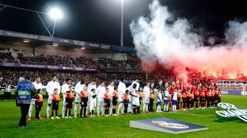 foto motivul pentru care startul partidei dintre brest si real madrid a fost intarziat 679a97e0f10e4