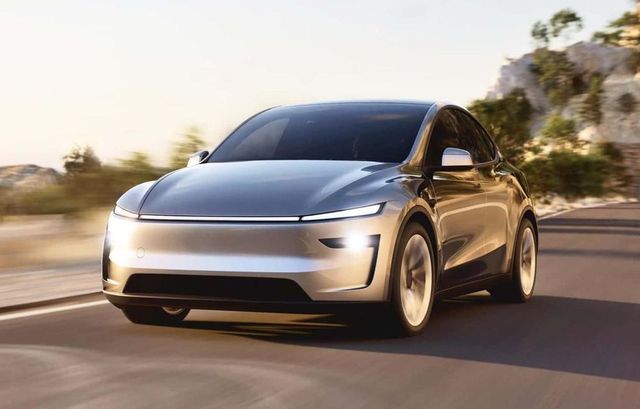 Noua Tesla Model Y facelift: design mai ascuțit și autonomie mărită 1 foto noua tesla model y facelift design mai ascutit si autonomie marita 67812e1911d0e