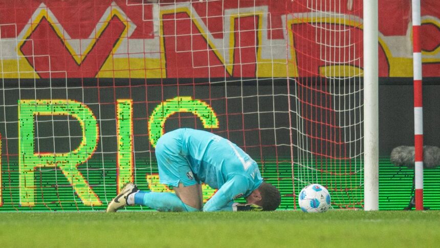 „Cazul Bricheta” din Bundesliga: reacțiile după scorul controversat decis la „masa verde” 1 foto si video cazul bricheta din bundesliga reactiile dupa scorul ciudat acordat la masa verde 6780fecb1a93f