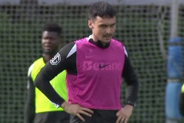 foto si video cearta la antrenamentul lui fcsb intre doi grei ai ajuns tu sa vorbesti la echipa asta pintilii a intervenit 678680ac7cec0