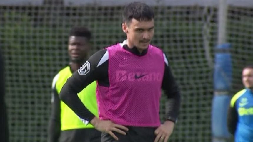 foto si video cearta la antrenamentul lui fcsb intre doi grei ai ajuns tu sa vorbesti la echipa asta pintilii a intervenit 678680ac7cec0