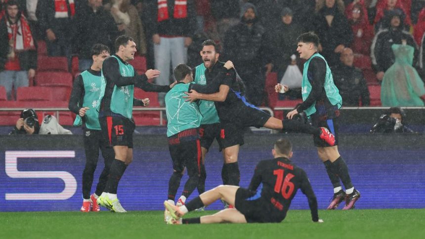 foto spaniolii nu s au abtinut dupa ce fc barcelona a reusit o victorie incredibila la lisabona 6790211d136d2