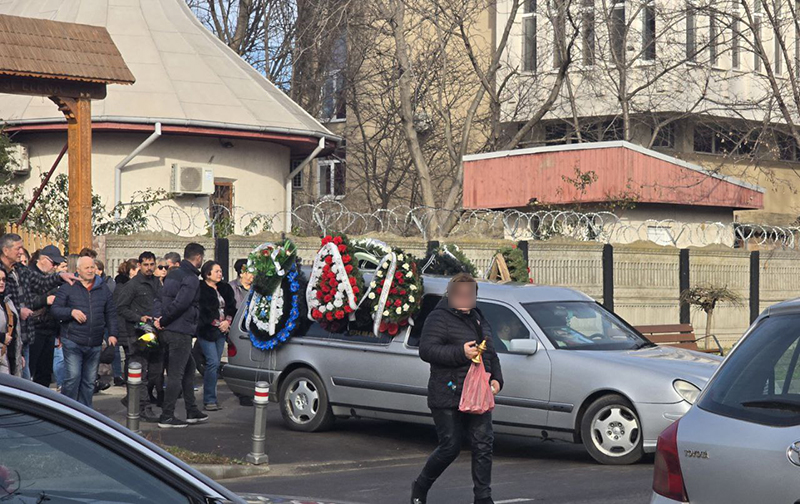 Tânăra asistentă de la UPU Constanța este înmormântată astăzi: Andreea Iuliana lasă în urmă o fetiță de trei ani 1 foto tanara asistenta de la upu constanta este inmormantata astazi andreea iuliana lasa in urma o fetita de trei ani 677e44e55e457