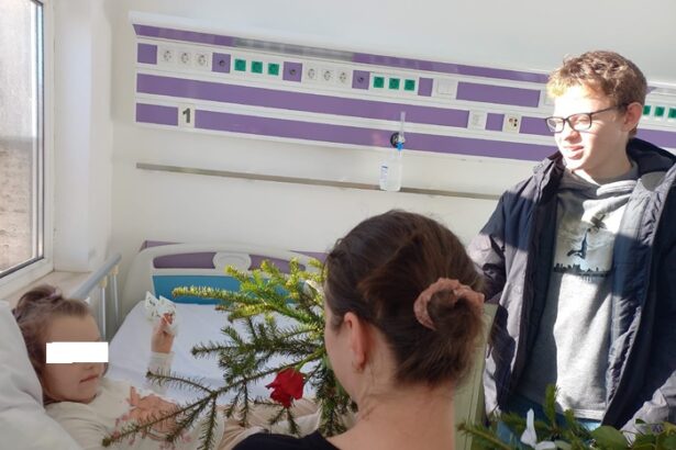 foto voluntarii asociatiei suflete deschise au ajuns astazi in prima zi din 2025 la copiii internati la spitalul judetean constanta 6775a1869f4e3