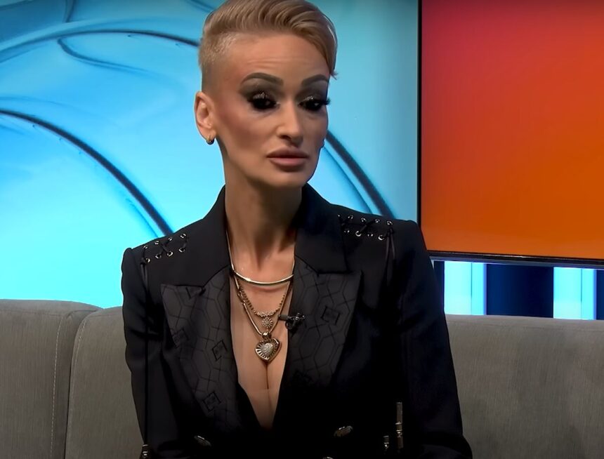 gabriela lucutar adevarul despre viata de dupa divort ce se intampla cu regina intunericului la cateva luni dupa ce s a despartit de tatal copiilor ei nu sunt implinita 6780ec87445ea