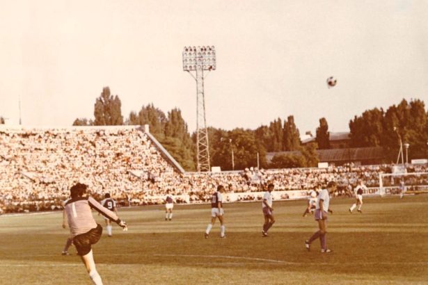 galerie foto a murit anatoli pata portarul minune al rusiei a terminat sezonul cu 4 goluri inscrise si a fost primul care a aparat 2 penalty uri in acelasi me 67839ae7f3a07