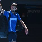 galerie foto ar trebui suspendat pe viata prezentatorul australian care l a insultat pe djokovic in pericol 679b6ada8bc20