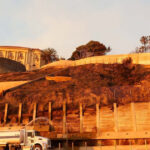 galerie foto cladirea care a supravietuit incendiilor devastatoare din los angeles chiar daca totul in jurul ei a ars 67823c1a75378