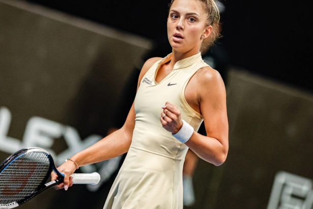 galerie foto jaqueline cristian triumfatoare la melbourne prima victorie extraordinara pentru romania la australian open 2025 6784de5d64468