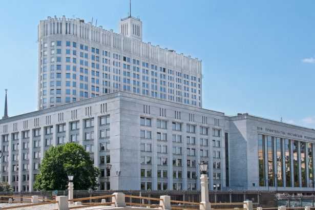 guvernul rus a aprobat scutirea anumitor grupuri sociale de arestul preventiv cu scopul de a umaniza legislatia 6798d9c674e10