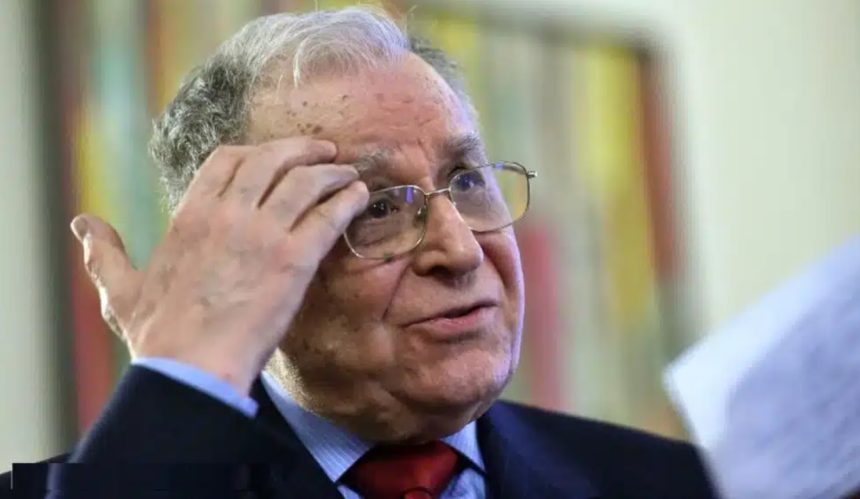Ion Iliescu și Petre Roman urmăriți penal în dosarul Mineriada pentru infracțiuni împotriva umanității 1 ion iliescu si petre roman urmariti penal in dosarul mineriada pentru infractiuni contra umanitatii 6787b2d20af92