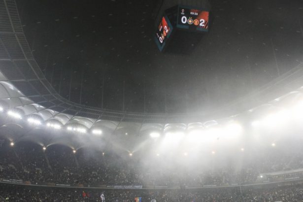 jandarmeria a dat amenzi de 71 300 de lei dupa fcsb manchester united organizatorul meciului are de platit 60 000 de lei 679c925a63a2a