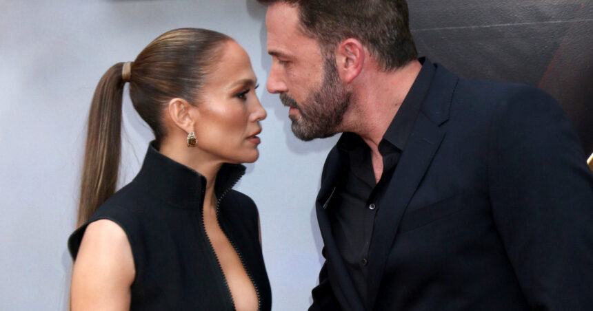 Jennifer Lopez și Ben Affleck au obținut oficial divorțul după doar doi ani de căsnicie 1 jennifer lopez si ben affleck au divortat oficial dupa doar doi ani de casnicie 677e8281c26d3