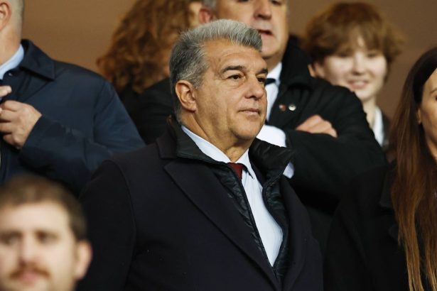 joan laporta mesaj dur pentru jucatorul abandonat pe aeroport nu mi pasa de el daca a negociat cu real madrid cand era la barca 67864bf1d1b1f
