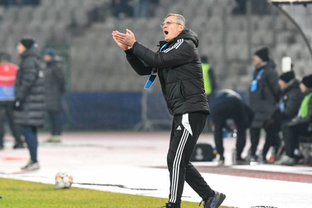 live text u cluj gloria buzau de la ora 1430 daca nu pierde echipa lui ioan ovidiu sabau revine pe locul 1 678b59af987e8