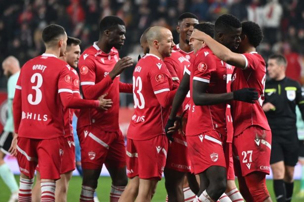 lovitura pentru dinamo titularul vrea sa plece de la echipa inca din aceasta iarna 67862c4edd81e