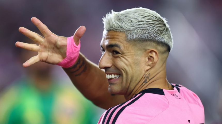 Luis Suarez a dezvăluit care sunt cei mai puternici doi adversari întâlniți în cariera sa 1 luis suarez i a numit pe cei mai puternici doi adversari pe care i a confruntat de a lungul carierei 6793f25105293