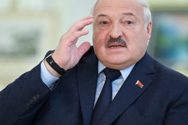 lukasenko pe cale sa castige al saptelea mandat nu regreta ca l a ajutat pe fratele mai mare putin sa invadeze ucraina 6796b5b570e36