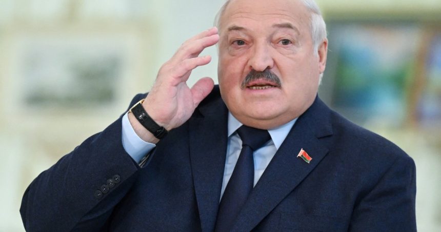 lukasenko pe cale sa castige al saptelea mandat nu regreta ca l a ajutat pe fratele mai mare putin sa invadeze ucraina 6796b5b570e36